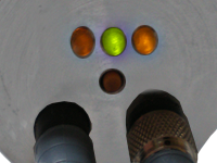 Anzeige des Schaltzustandes rückseitig durch LED Anzeige des Schaltzustandes rückseitig durch LED